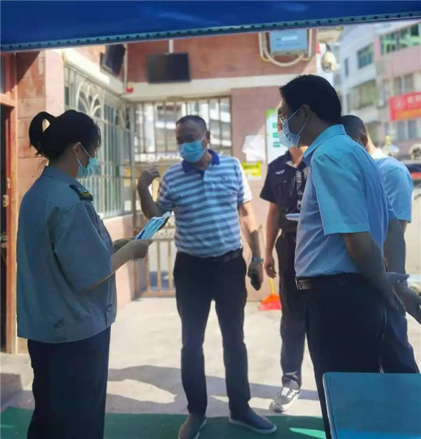 蓝盾保安进校园 全力护航开学季